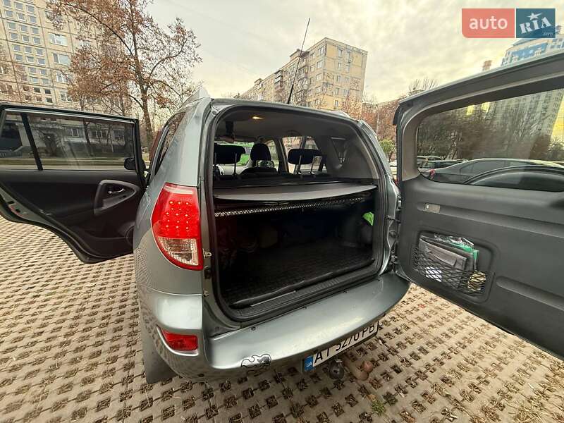 Внедорожник / Кроссовер Toyota RAV4 2007 в Киеве фото 20 Внедорожник / Кроссовер Toyota RAV4 2007 в Киеве