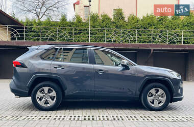 Внедорожник / Кроссовер Toyota RAV4 2022 в Черновцах