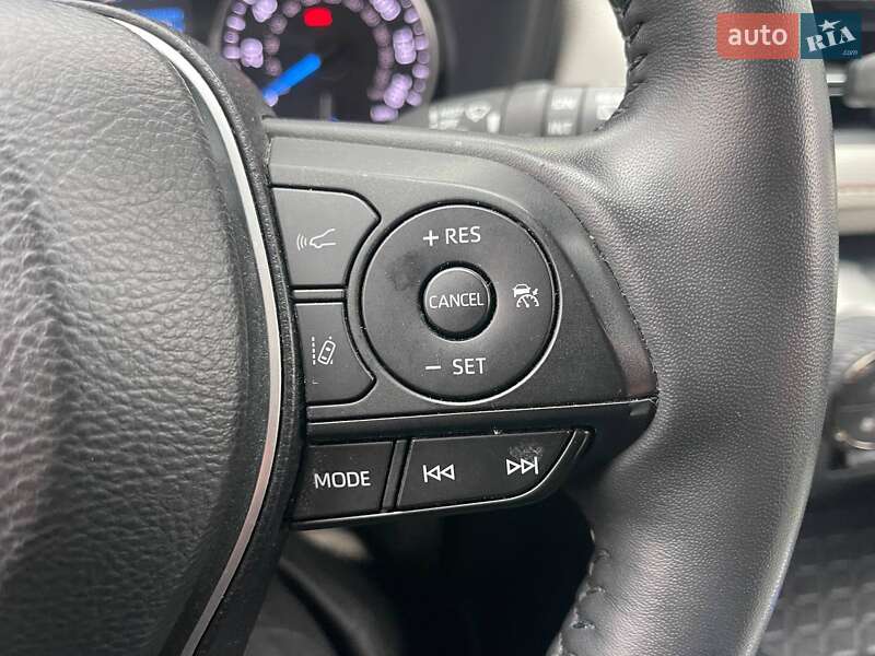 Внедорожник / Кроссовер Toyota RAV4 2022 в Киеве