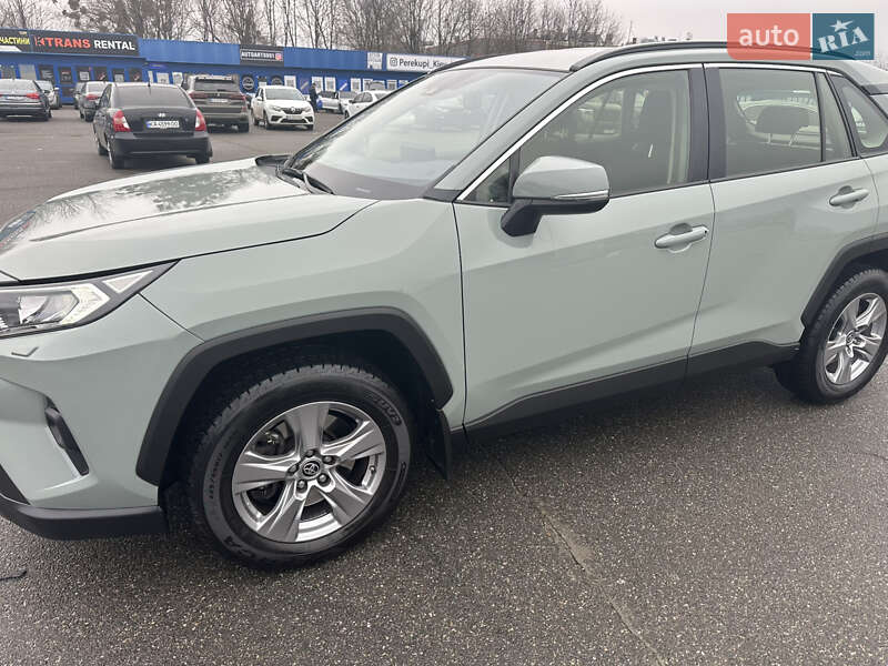 Позашляховик / Кросовер Toyota RAV4 2023 в Києві фото 39 Позашляховик / Кросовер Toyota RAV4 2023 в Києві