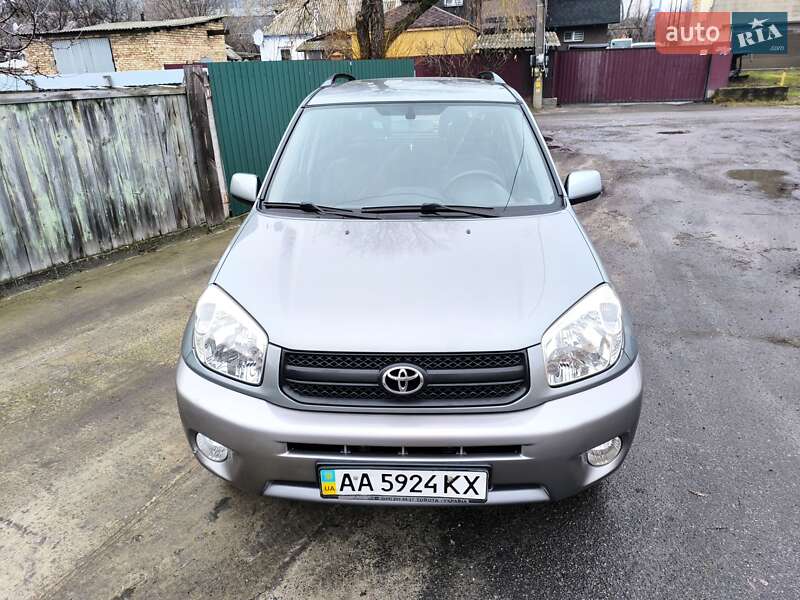 Позашляховик / Кросовер Toyota RAV4 2003 в Києві