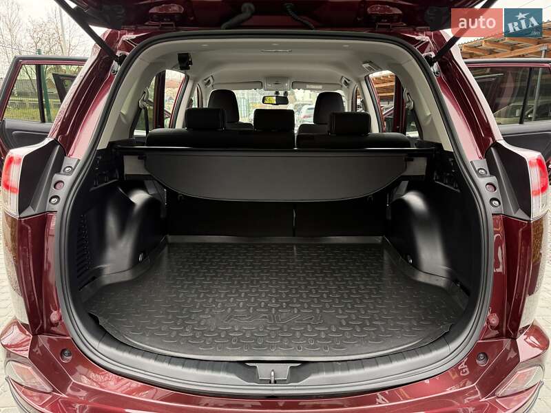 Внедорожник / Кроссовер Toyota RAV4 2017 в Виннице фото 69 Внедорожник / Кроссовер Toyota RAV4 2017 в Виннице