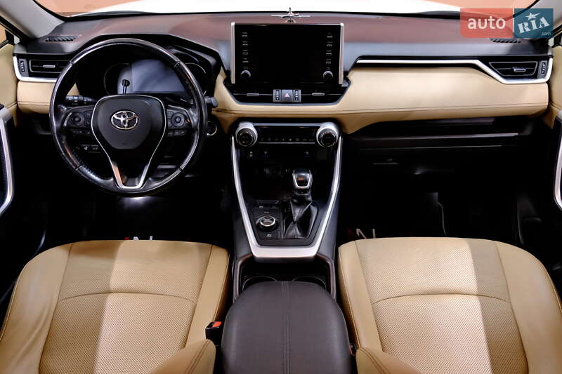 Позашляховик / Кросовер Toyota RAV4 2019 в Одесі