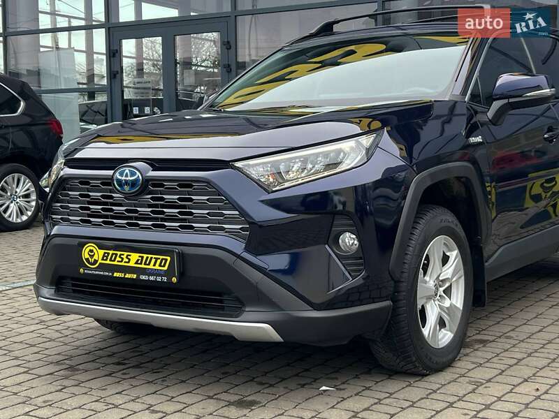 Внедорожник / Кроссовер Toyota RAV4 2021 в Ивано-Франковске