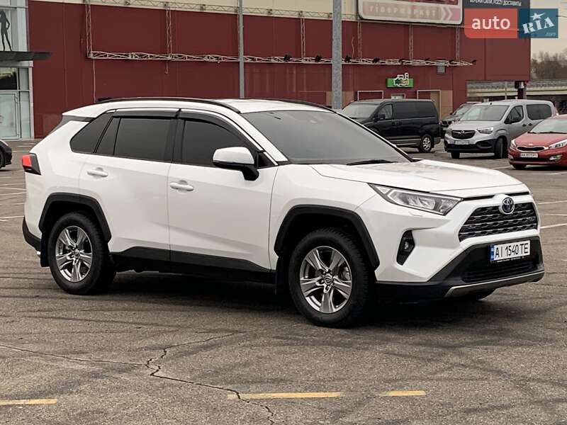 Позашляховик / Кросовер Toyota RAV4 2023 в Києві
