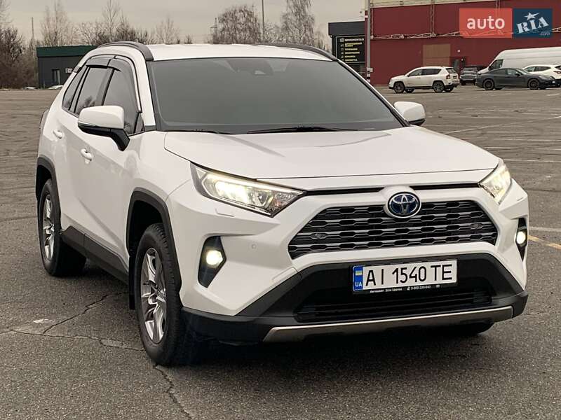 Позашляховик / Кросовер Toyota RAV4 2023 в Києві
