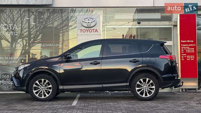 Позашляховик / Кросовер Toyota RAV4 2017 в Ужгороді фото 3 Позашляховик / Кросовер Toyota RAV4 2017 в Ужгороді