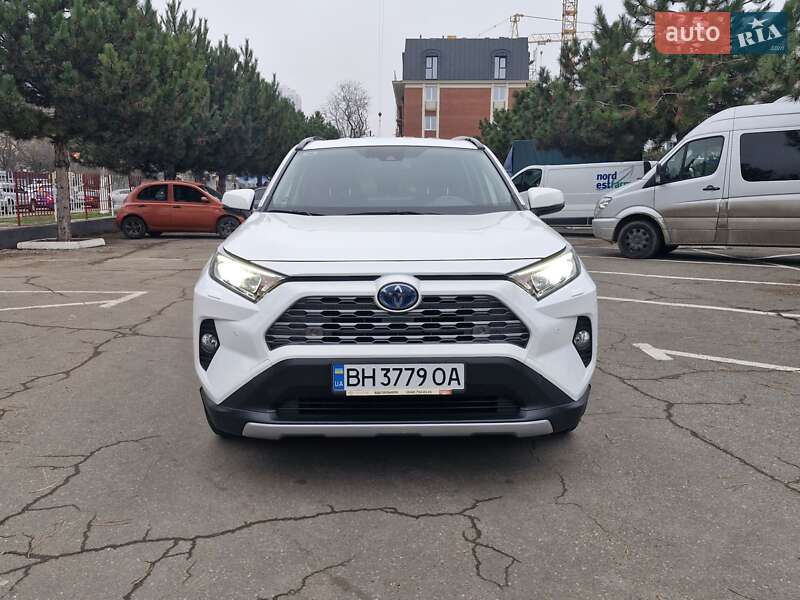 Внедорожник / Кроссовер Toyota RAV4 2020 в Одессе