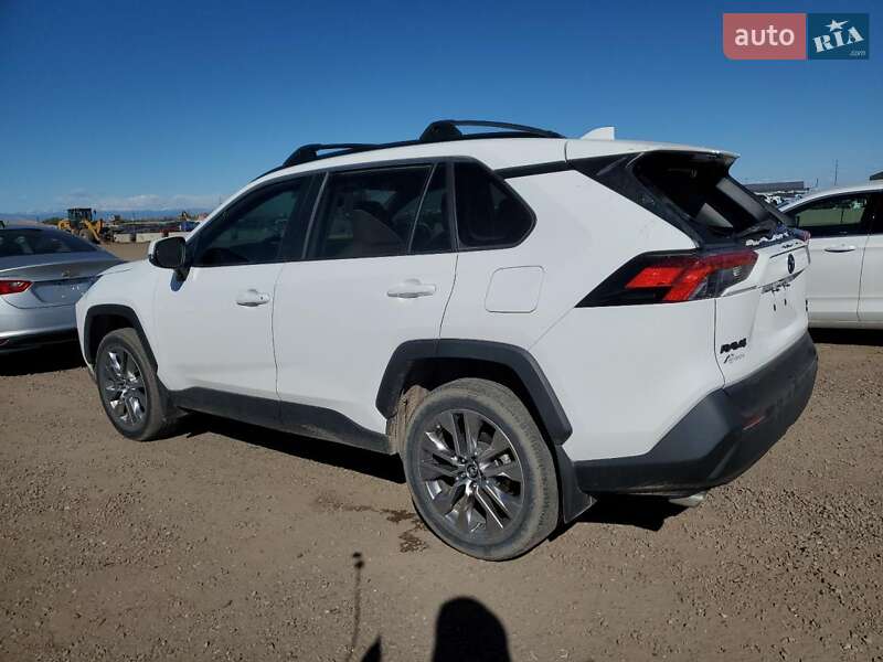 Внедорожник / Кроссовер Toyota RAV4 2019 в Львове