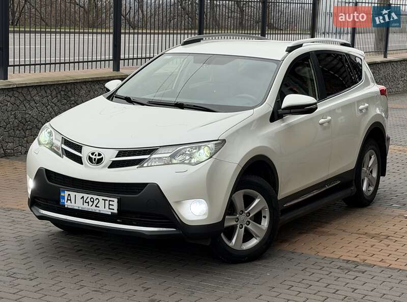 Внедорожник / Кроссовер Toyota RAV4 2014 в Белой Церкви
