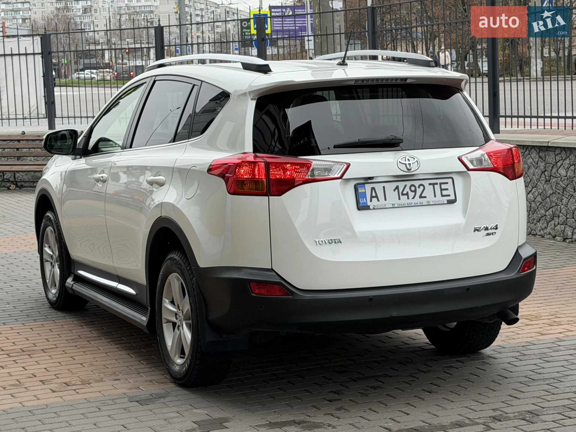 2014 Toyota RAV 4 - мініатюра 31