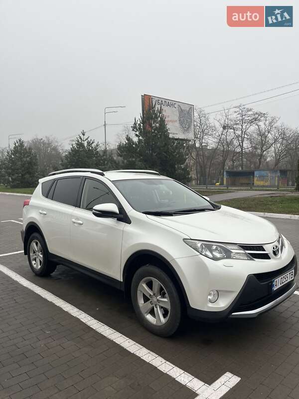Toyota RAV4 2013