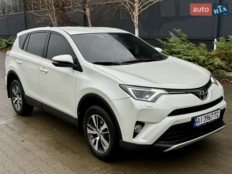 Позашляховик / Кросовер Toyota RAV4 2016 в Києві фото 7 Позашляховик / Кросовер Toyota RAV4 2016 в Києві
