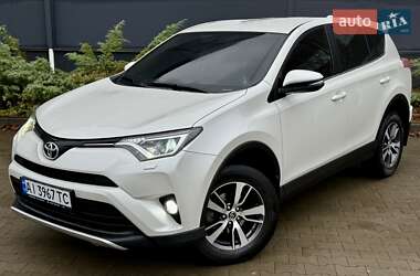 Внедорожник / Кроссовер Toyota RAV4 2016 в Киеве