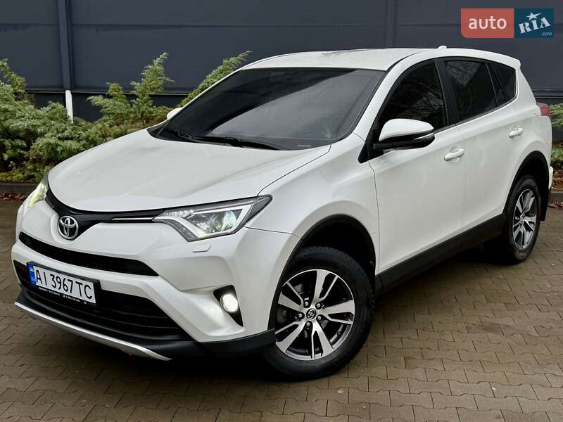 Позашляховик / Кросовер Toyota RAV4 2016 в Києві фото Позашляховик / Кросовер Toyota RAV4 2016 в Києві
