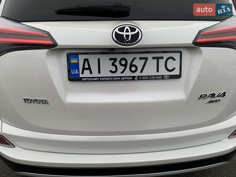 Позашляховик / Кросовер Toyota RAV4 2016 в Києві фото 22 Позашляховик / Кросовер Toyota RAV4 2016 в Києві