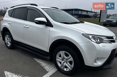 Позашляховик / Кросовер Toyota RAV4 2014 в Києві