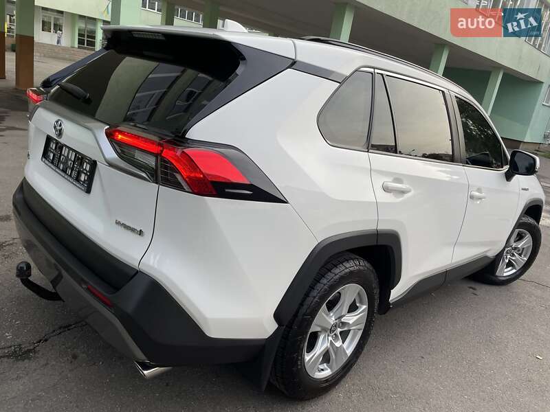 Внедорожник / Кроссовер Toyota RAV4 2022 в Виннице