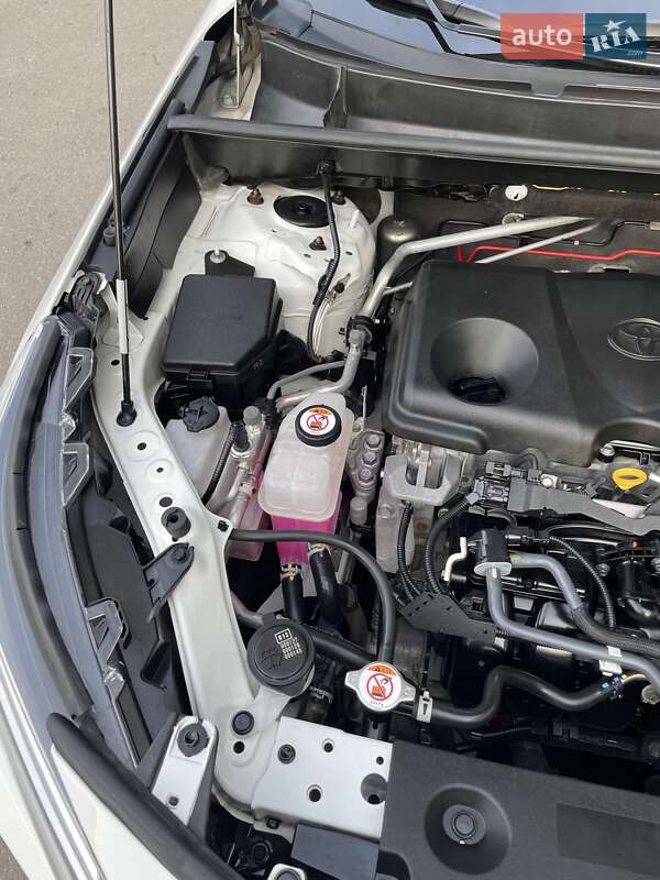 Внедорожник / Кроссовер Toyota RAV4 2022 в Виннице