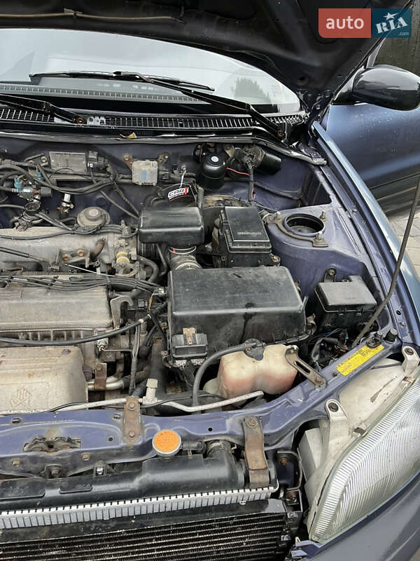 Позашляховик / Кросовер Toyota RAV4 1995 в Калуші