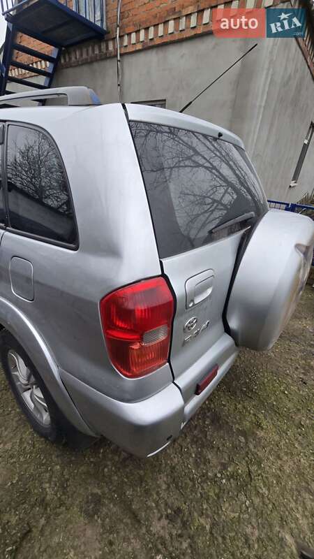 Позашляховик / Кросовер Toyota RAV4 2003 в Дніпрі