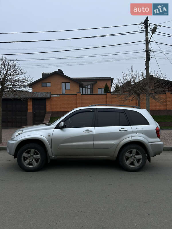 Позашляховик / Кросовер Toyota RAV4 2004 в Дніпрі фото 4 Позашляховик / Кросовер Toyota RAV4 2004 в Дніпрі