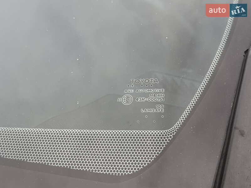 Внедорожник / Кроссовер Toyota RAV4 2020 в Ужгороде фото 12 Внедорожник / Кроссовер Toyota RAV4 2020 в Ужгороде