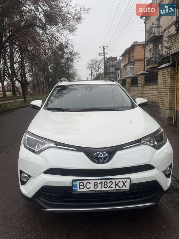Позашляховик / Кросовер Toyota RAV4 2018 в Львові фото 15 Позашляховик / Кросовер Toyota RAV4 2018 в Львові