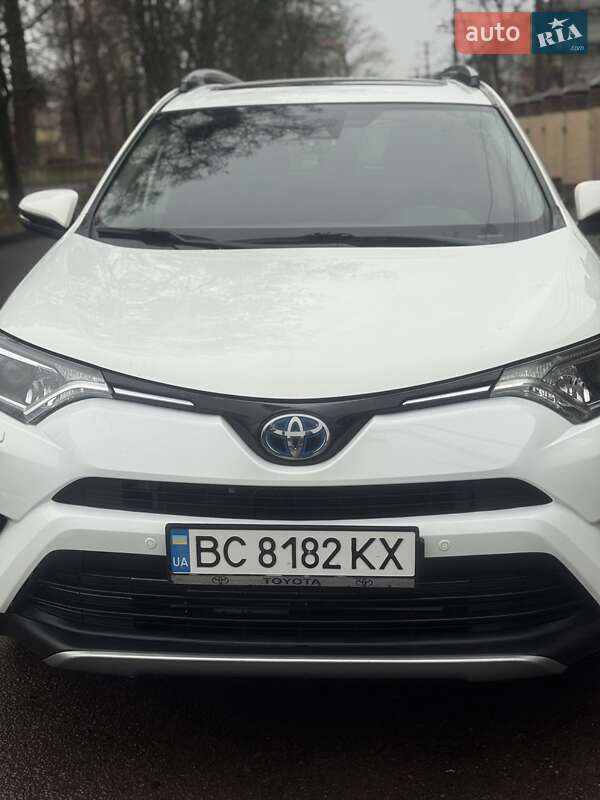 Позашляховик / Кросовер Toyota RAV4 2018 в Львові фото 32 Позашляховик / Кросовер Toyota RAV4 2018 в Львові
