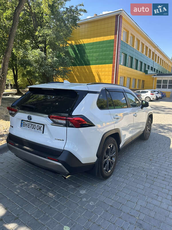 Позашляховик / Кросовер Toyota RAV4 2022 в Одесі фото 3 Позашляховик / Кросовер Toyota RAV4 2022 в Одесі