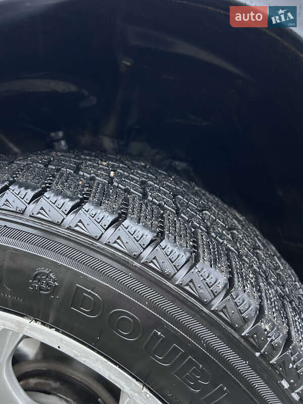 Позашляховик / Кросовер Toyota RAV4 2003 в Черкасах фото 7 Позашляховик / Кросовер Toyota RAV4 2003 в Черкасах