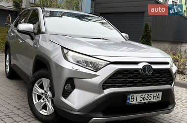 Внедорожник / Кроссовер Toyota RAV4 2020 в Днепре