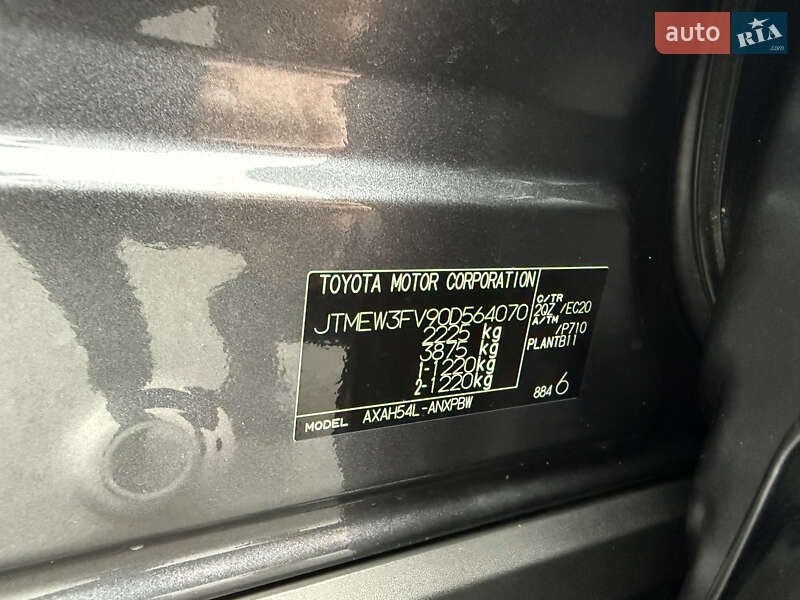 Внедорожник / Кроссовер Toyota RAV4 2022 в Днепре