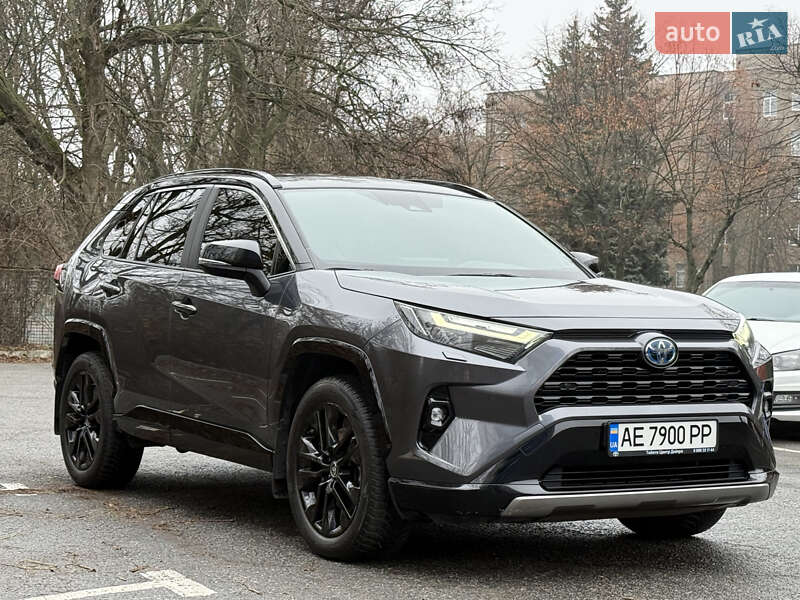 Внедорожник / Кроссовер Toyota RAV4 2022 в Днепре