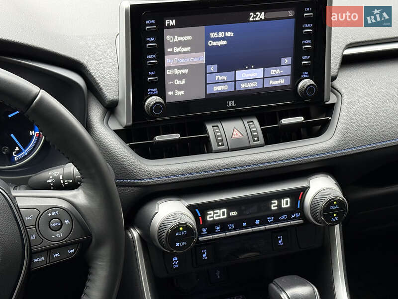 Внедорожник / Кроссовер Toyota RAV4 2022 в Днепре