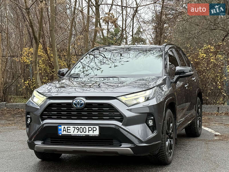 Внедорожник / Кроссовер Toyota RAV4 2022 в Днепре