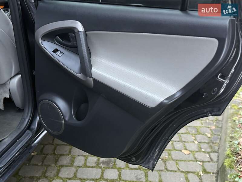 Позашляховик / Кросовер Toyota RAV4 2008 в Львові фото 54 Позашляховик / Кросовер Toyota RAV4 2008 в Львові