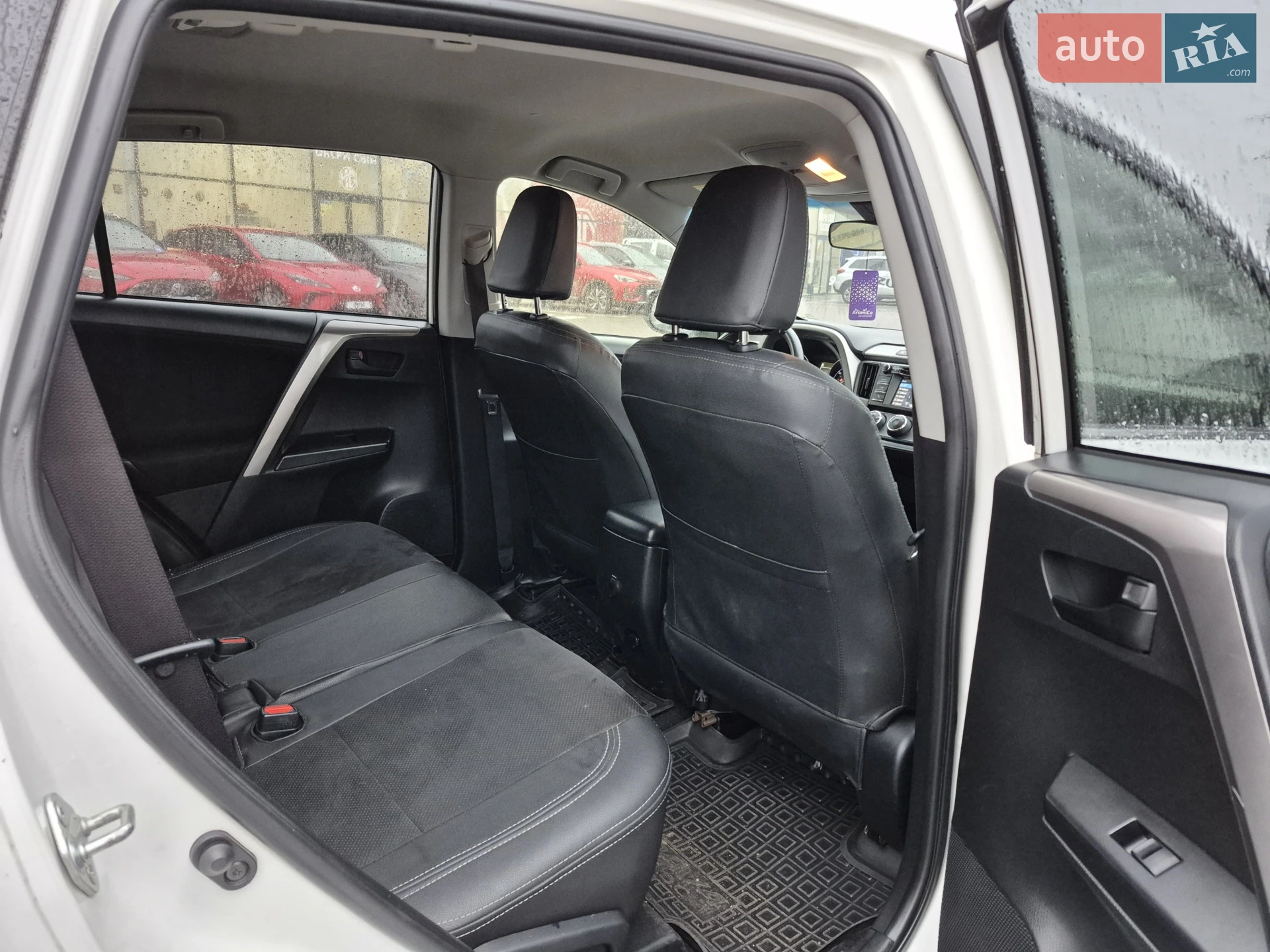 2018 Toyota RAV 4 - мініатюра 12