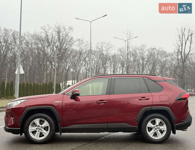 Внедорожник / Кроссовер Toyota RAV4 2019 в Харькове