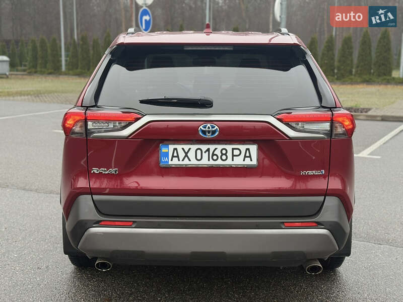 Внедорожник / Кроссовер Toyota RAV4 2019 в Харькове