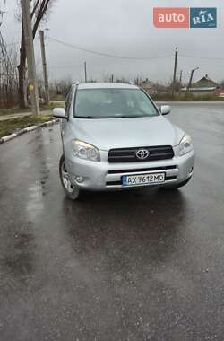 Позашляховик / Кросовер Toyota RAV4 2006 в Харкові