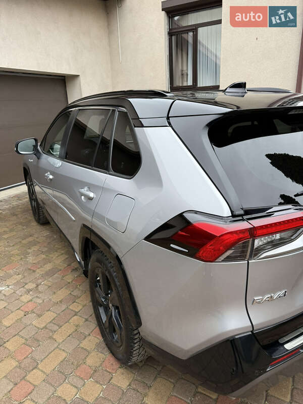 Внедорожник / Кроссовер Toyota RAV4 2019 в Киеве фото 4 Внедорожник / Кроссовер Toyota RAV4 2019 в Киеве