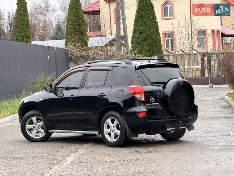 Внедорожник / Кроссовер Toyota RAV4 2007 в Днепре