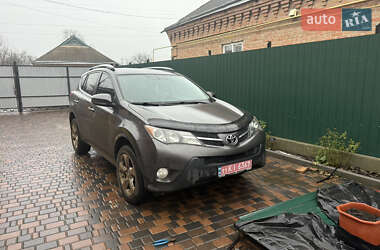 Внедорожник / Кроссовер Toyota RAV4 2014 в Новомиргороде