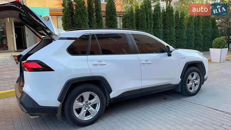 Позашляховик / Кросовер Toyota RAV4 2021 в Луцьку фото 4 Позашляховик / Кросовер Toyota RAV4 2021 в Луцьку