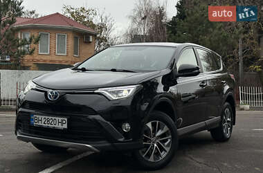Внедорожник / Кроссовер Toyota RAV4 2017 в Одессе