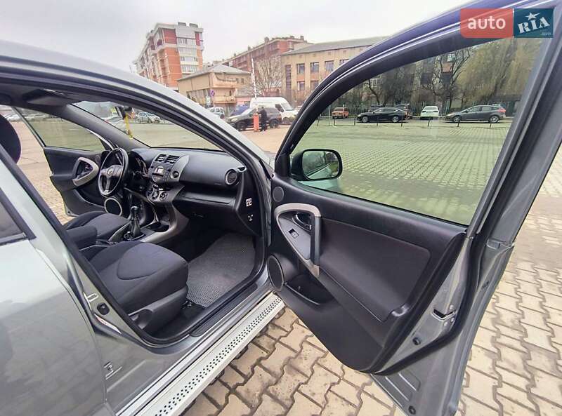 Внедорожник / Кроссовер Toyota RAV4 2007 в Черновцах фото 23 Внедорожник / Кроссовер Toyota RAV4 2007 в Черновцах