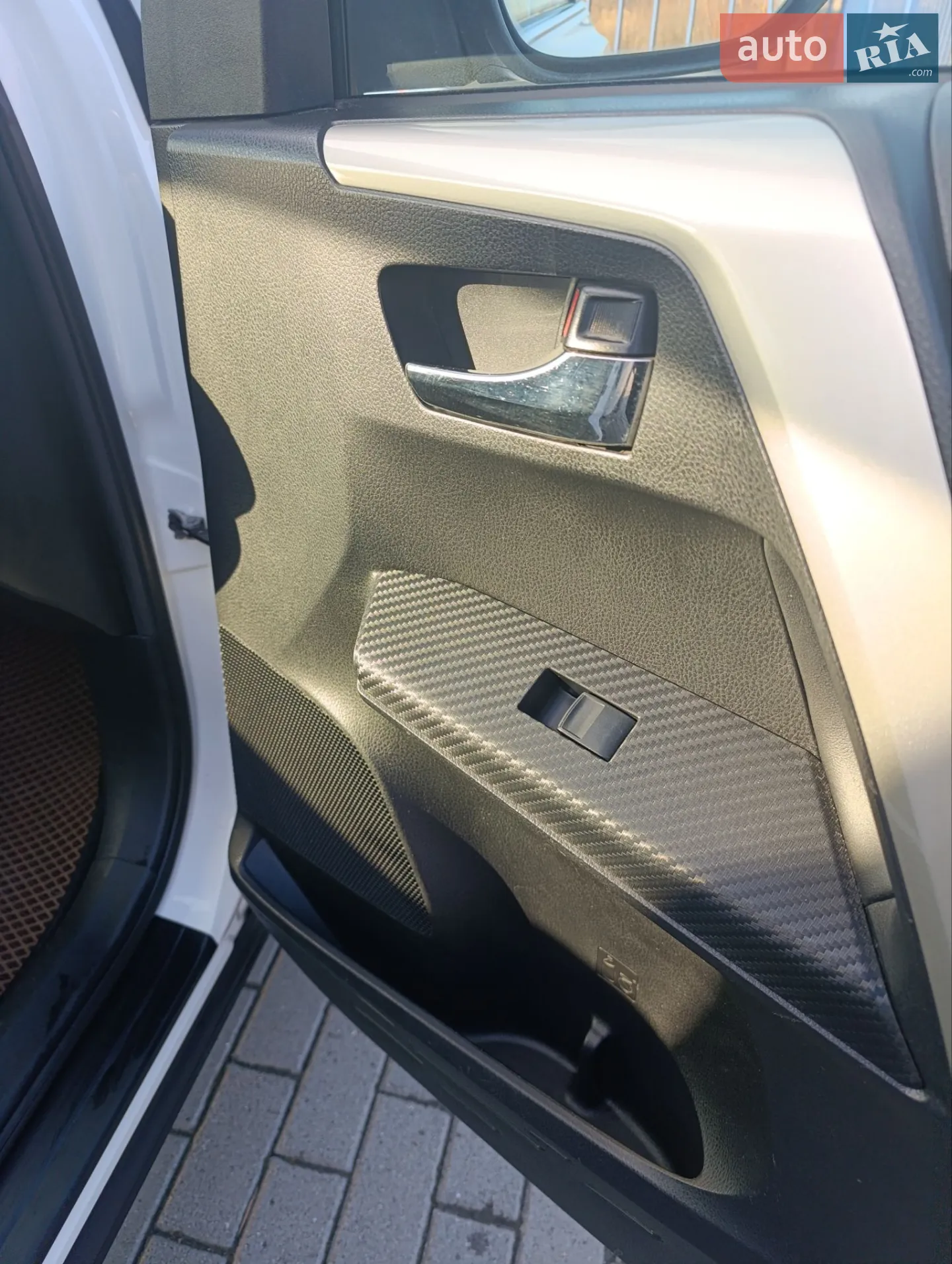 2015 Toyota RAV 4 - мініатюра 23