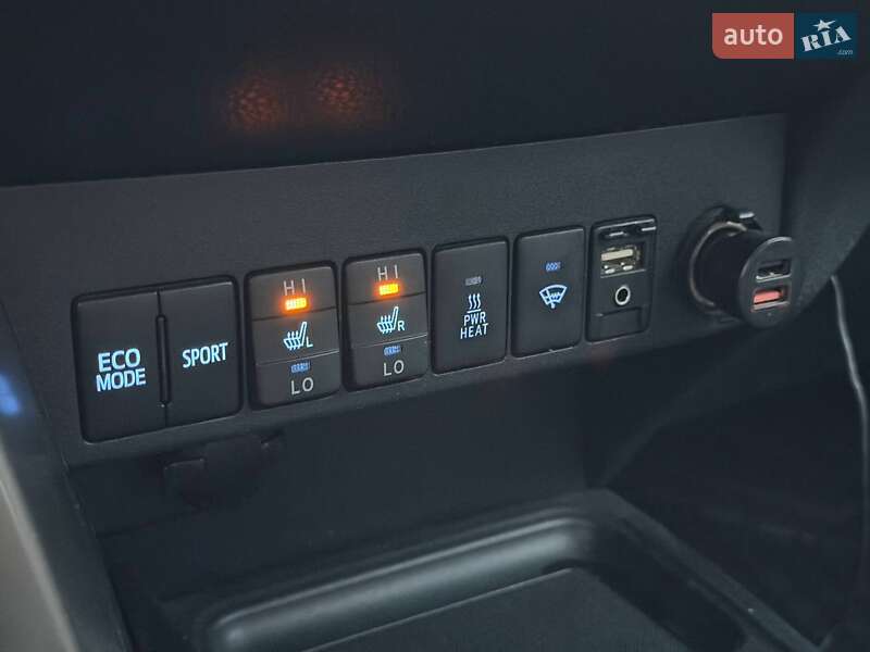 Внедорожник / Кроссовер Toyota RAV4 2013 в Кривом Роге фото 54 Внедорожник / Кроссовер Toyota RAV4 2013 в Кривом Роге