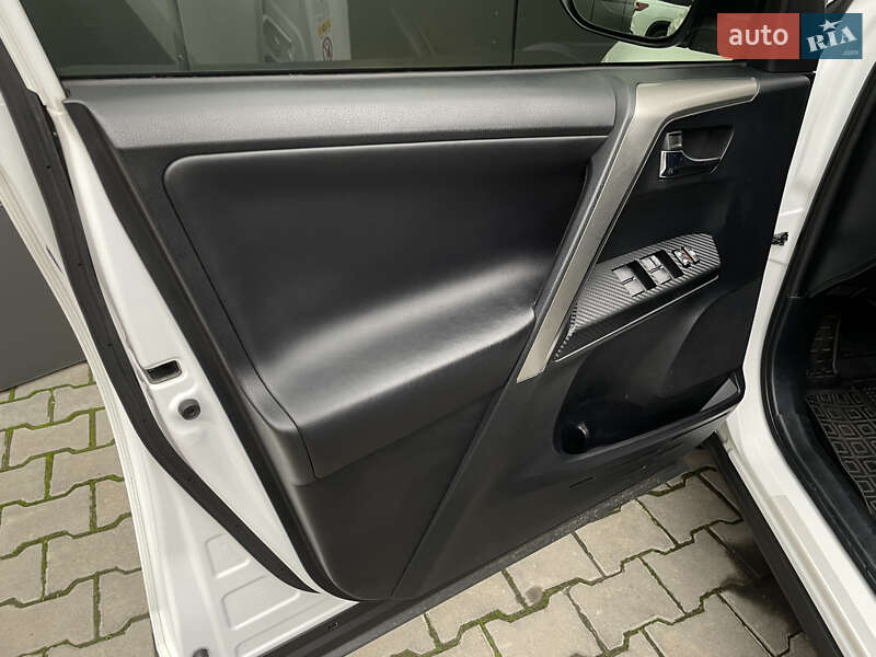 Внедорожник / Кроссовер Toyota RAV4 2013 в Одессе